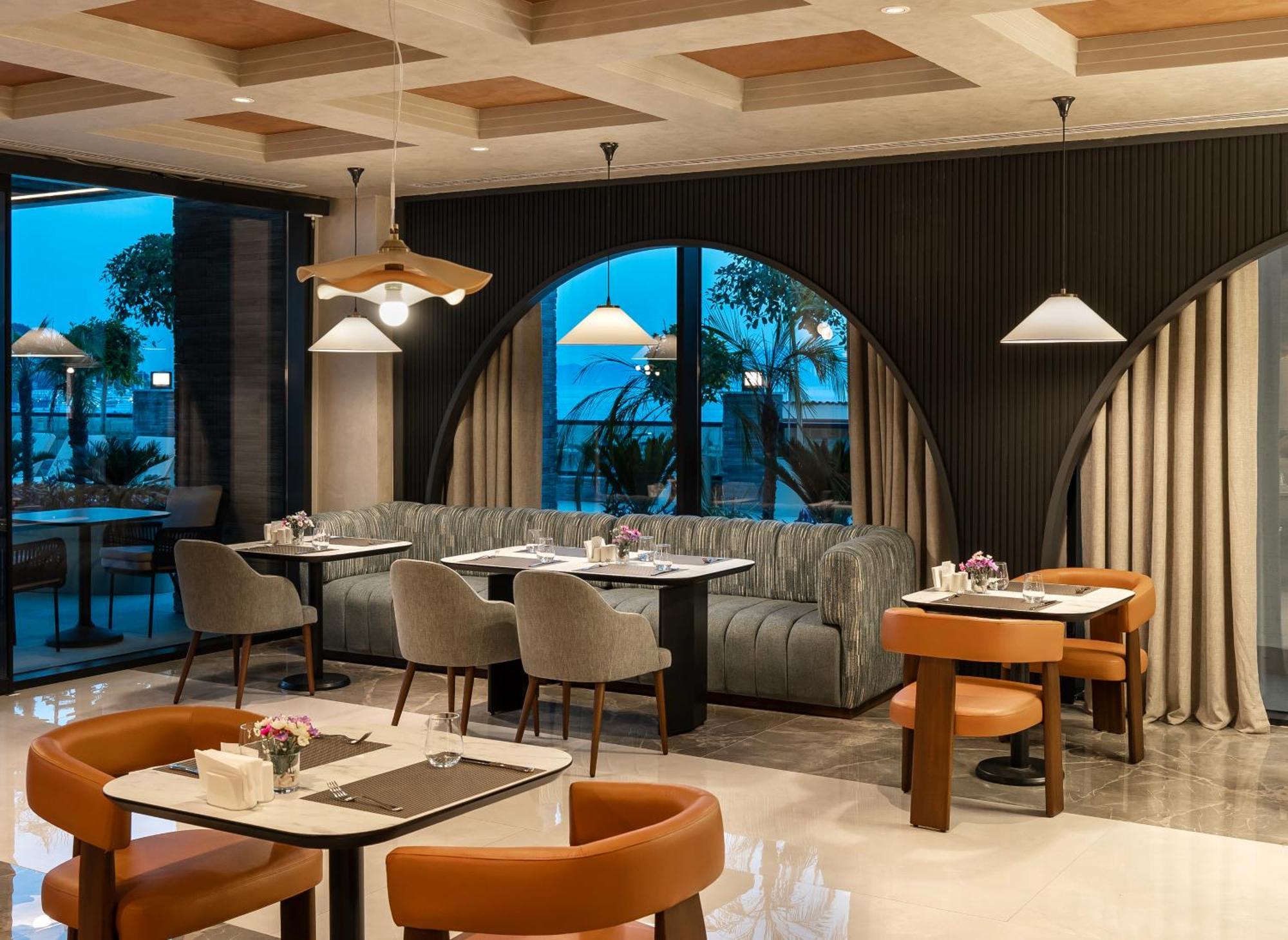 Elite World Kusadasi Luaran gambar
